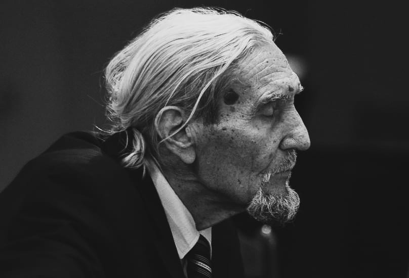 Ваклуш Толев, портрет в черно-бяло